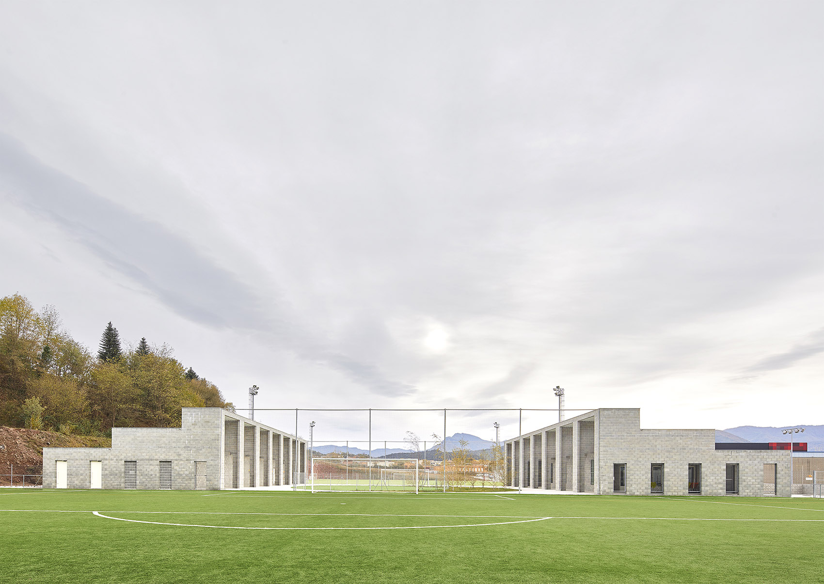 Agora运动场设施，西班牙 / unparelld'arquitectes