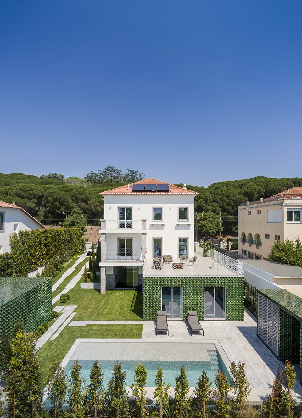 AD25住宅，里斯本 / João Tiago Aguiar arquitectos