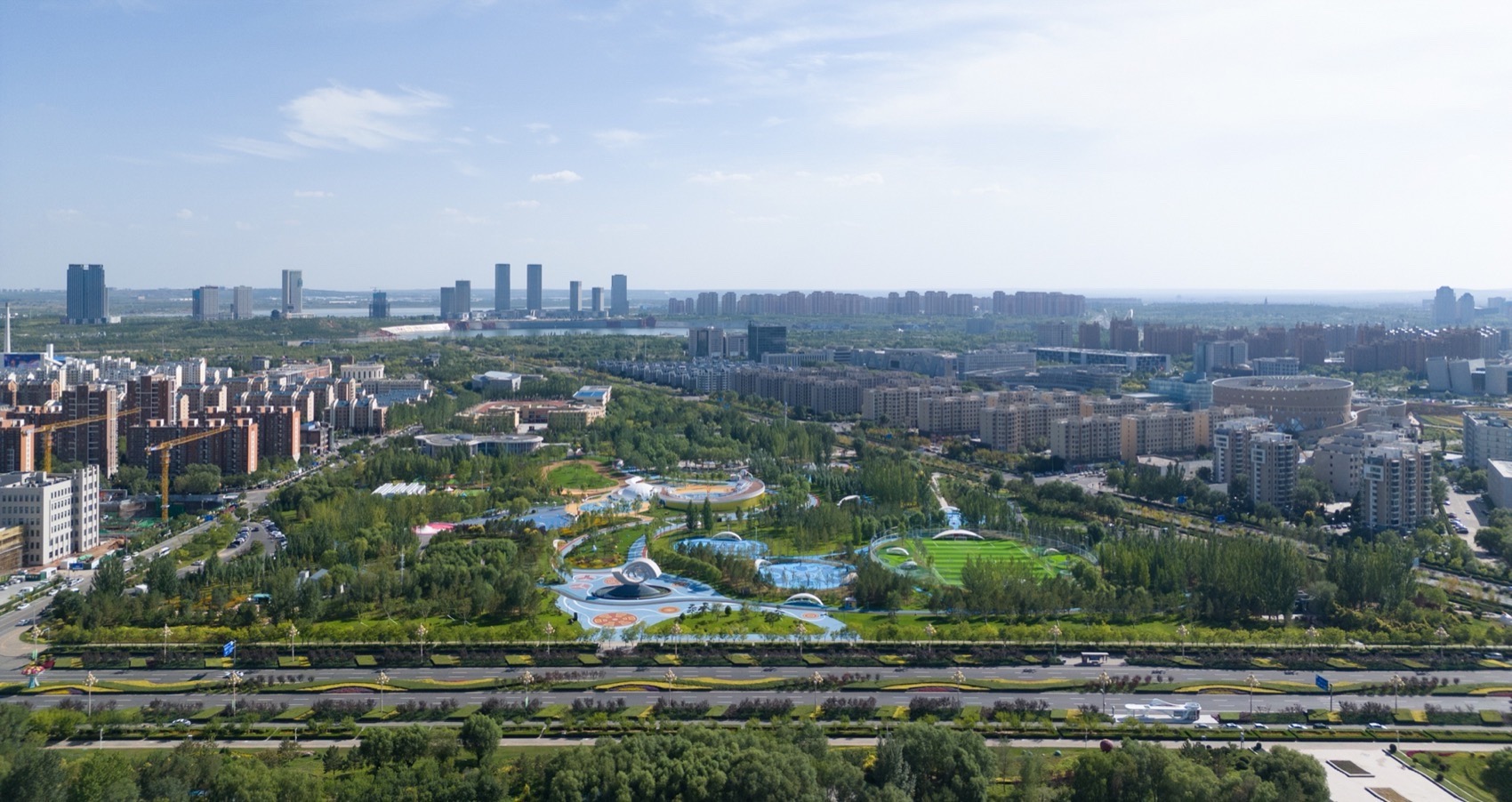 鄂尔多斯智慧体育公园 / PLAT ASIA