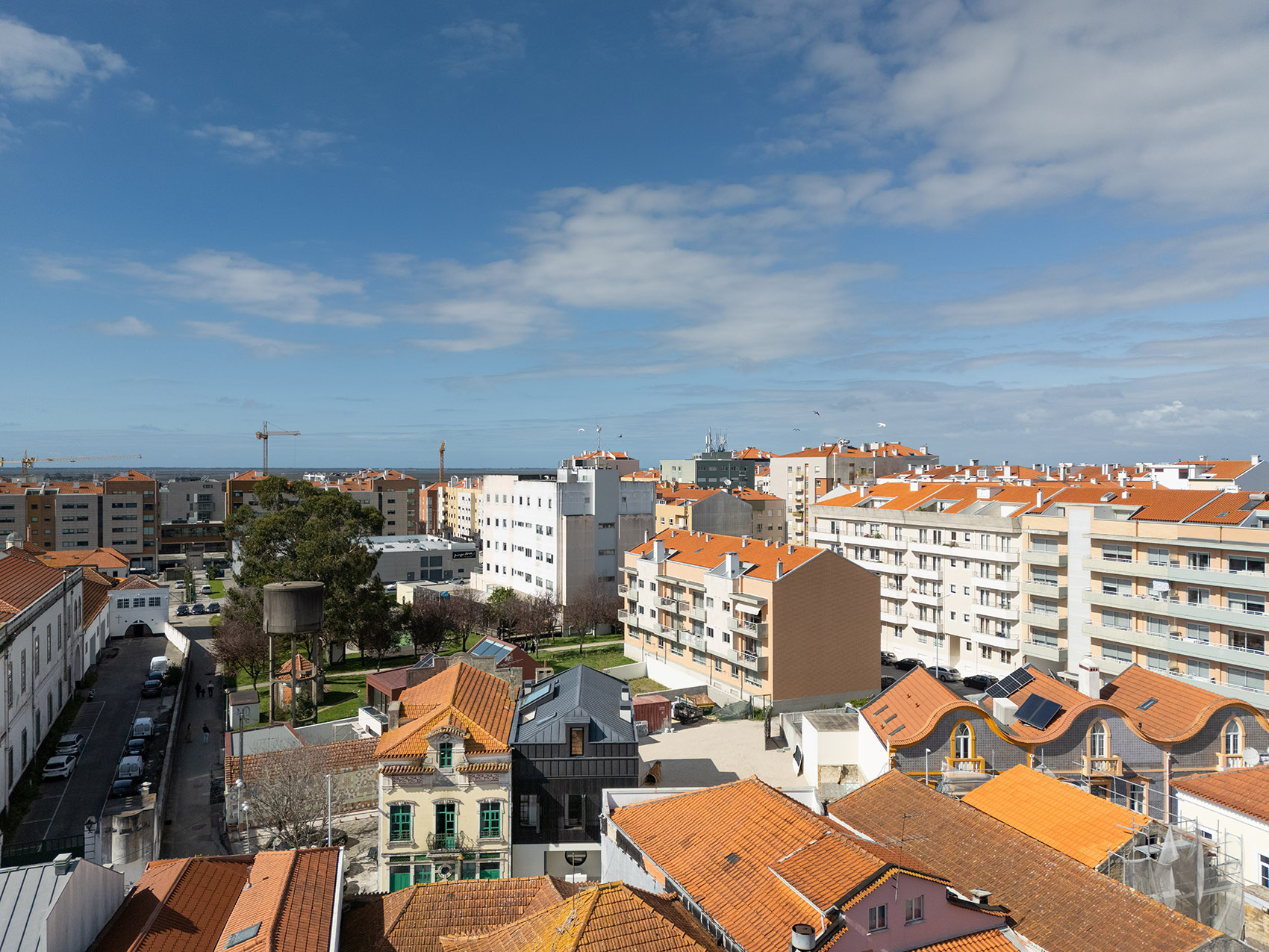 SÁ别墅，葡萄牙 / Tiago do Vale Architects