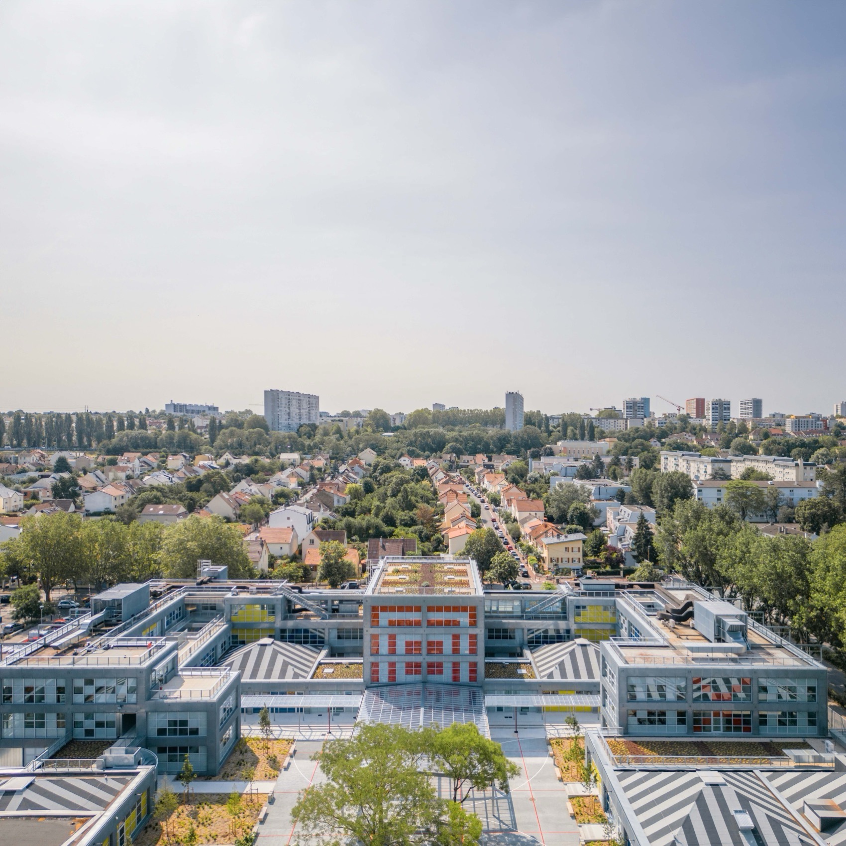 安妮·弗兰克中学改造更新，法国 / MARS Architectes