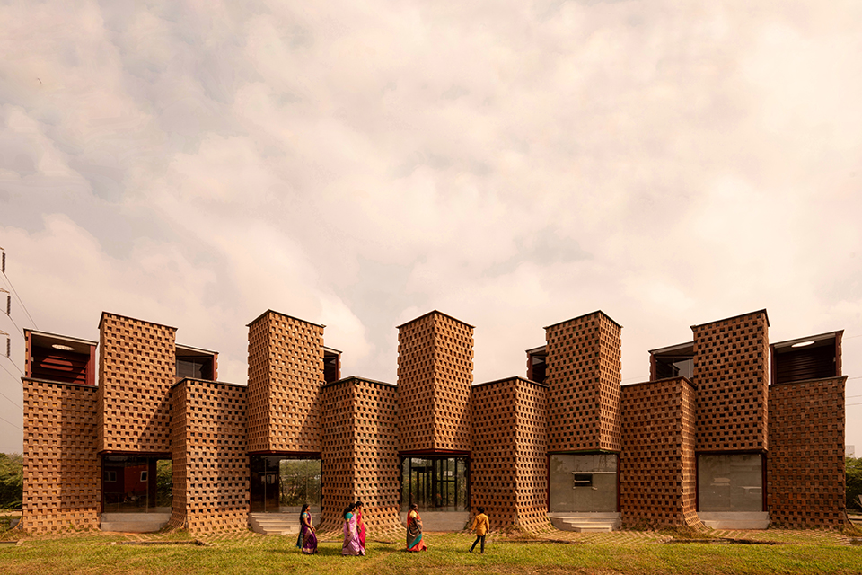 PETTI餐厅，印度 / WALLMAKERS