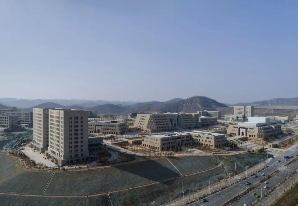 新校区鸟瞰实景