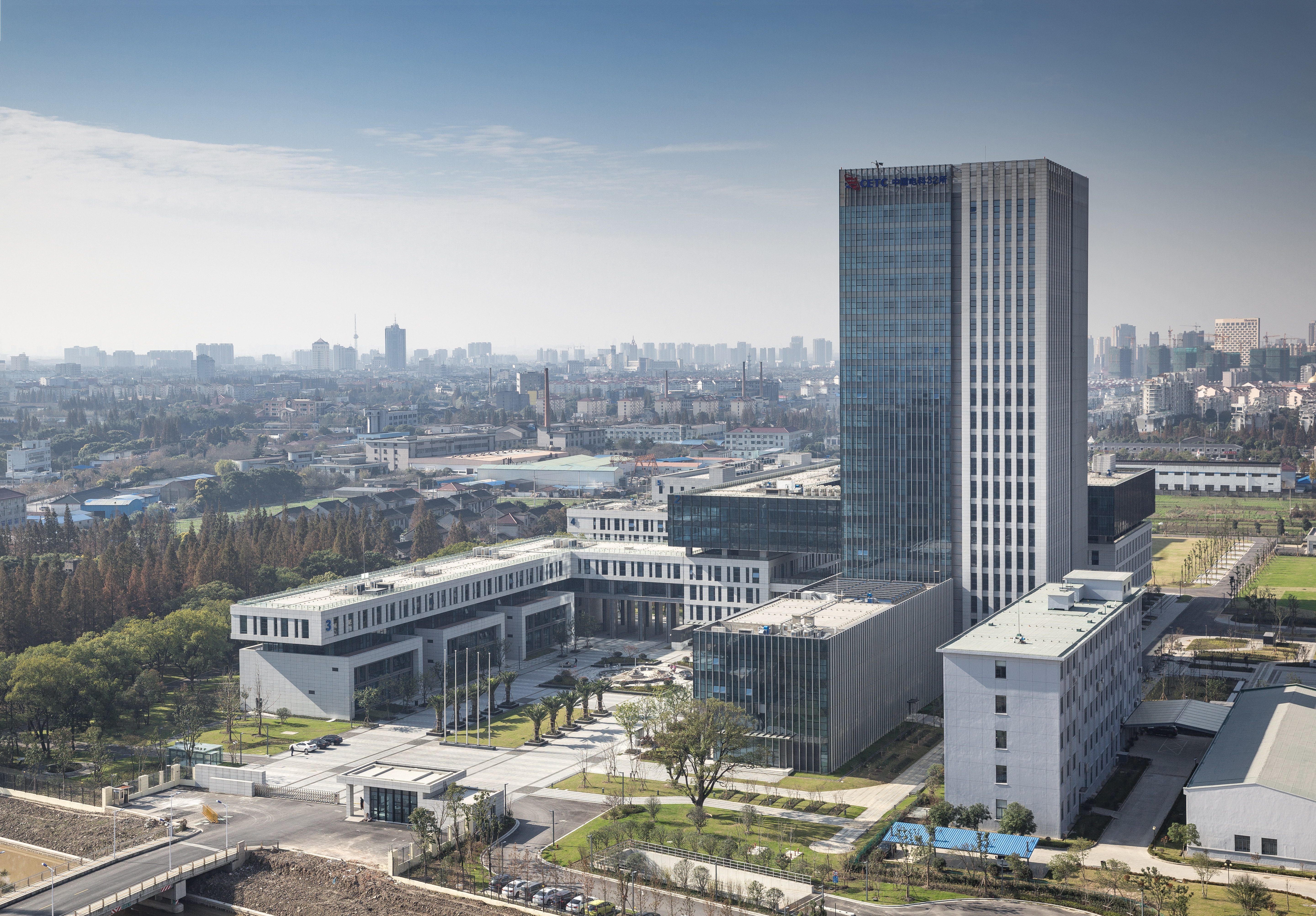 中国电子科技集团第三十二所科研生产基地